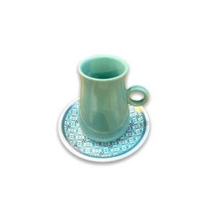 فنجان قهوة مع صحن بزخرفات مميزة لون أزرق فاتح ماركة كادي ون - السعودية